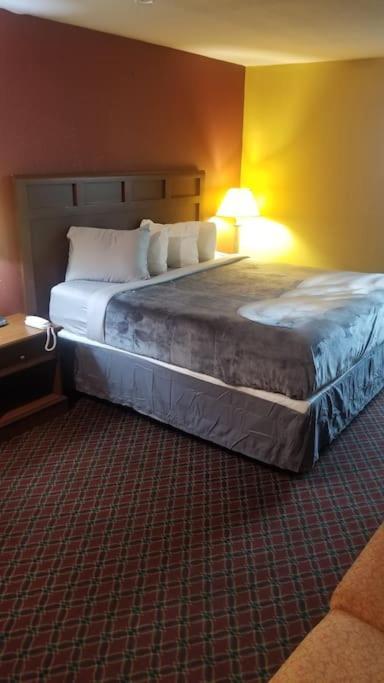 Hotel King Bed Room 236 Booking Stillwater Esterno foto